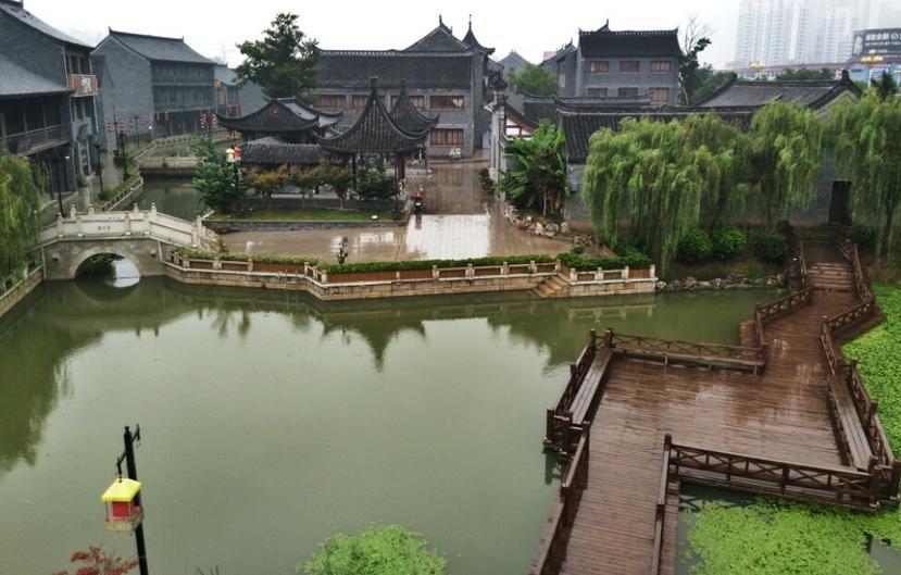 春季露营怎么选择帐篷？游戏画面